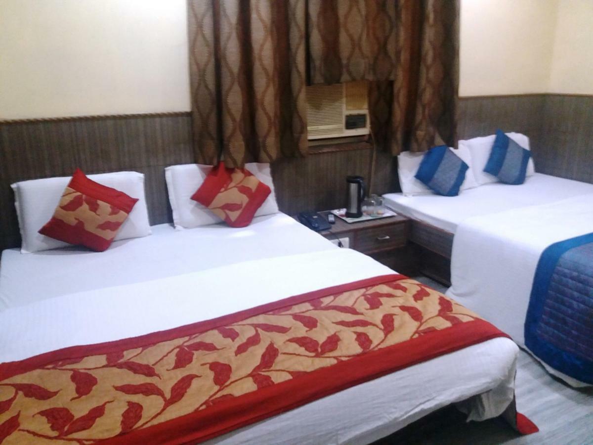 Hotel Roma Villa Nueva Delhi Habitación foto