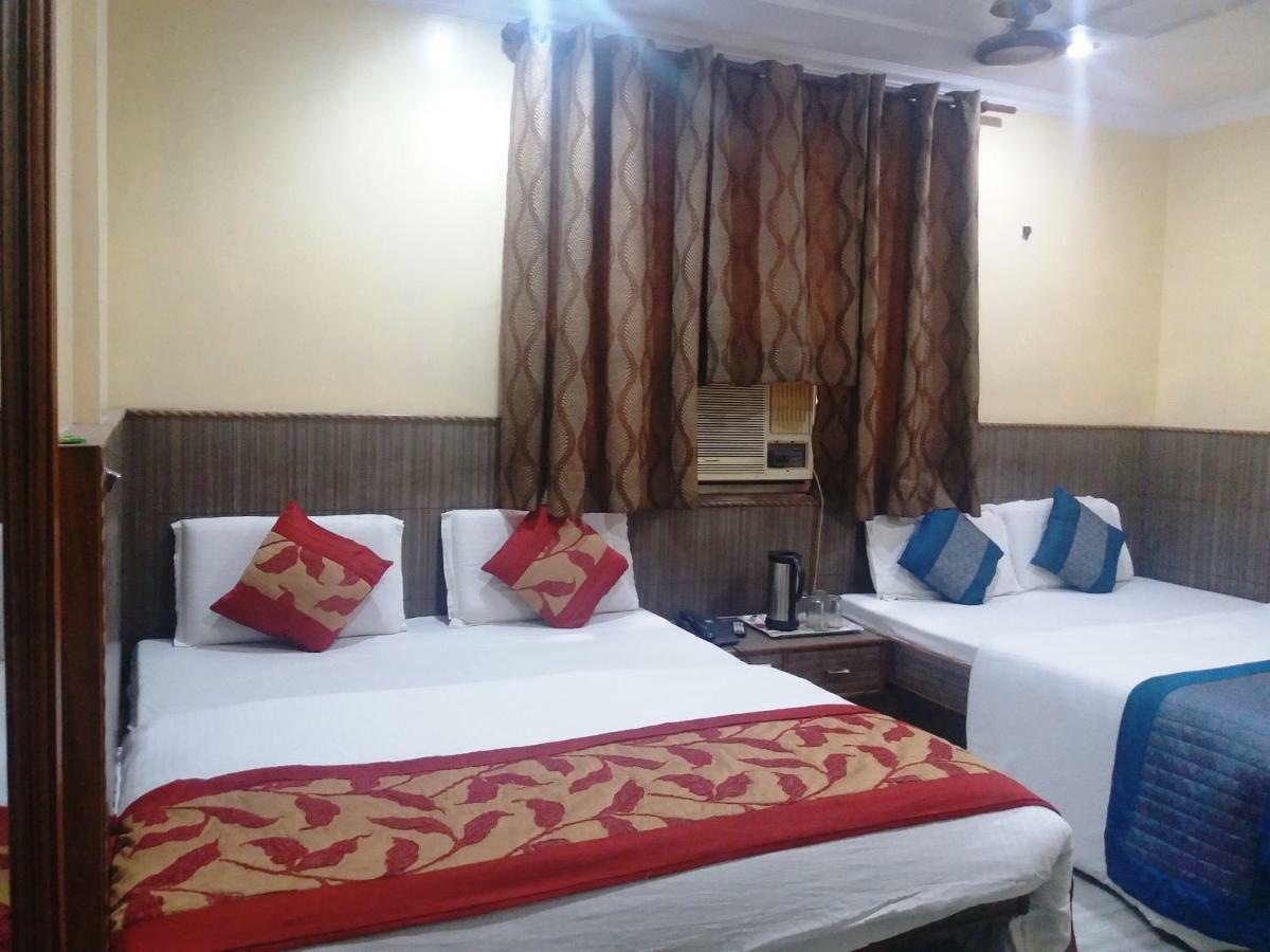 Hotel Roma Villa Nueva Delhi Habitación foto